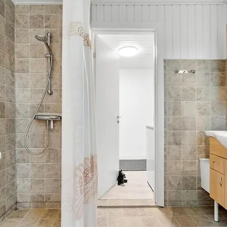 3 Bedroom Stunning In Ferienhaus *
