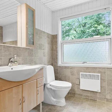 3 Bedroom Stunning In * Tarm