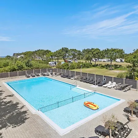 3 Bedroom Stunning In * Tarm