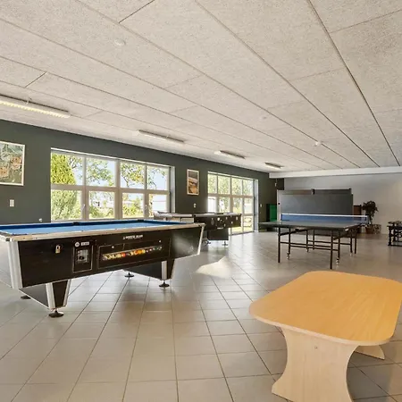3 Bedroom Stunning In Tarm